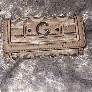 G by GUESS tan wallet